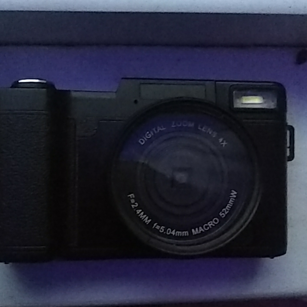 Digital camera - Picture 4 of 5